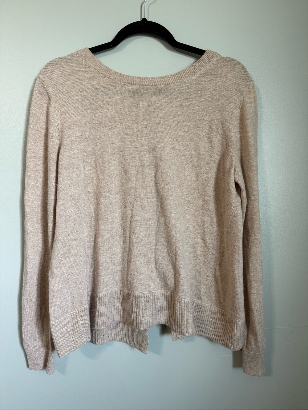 Gianni Bini Beige Bow Back Knit Sweater - Size L (Flaw)